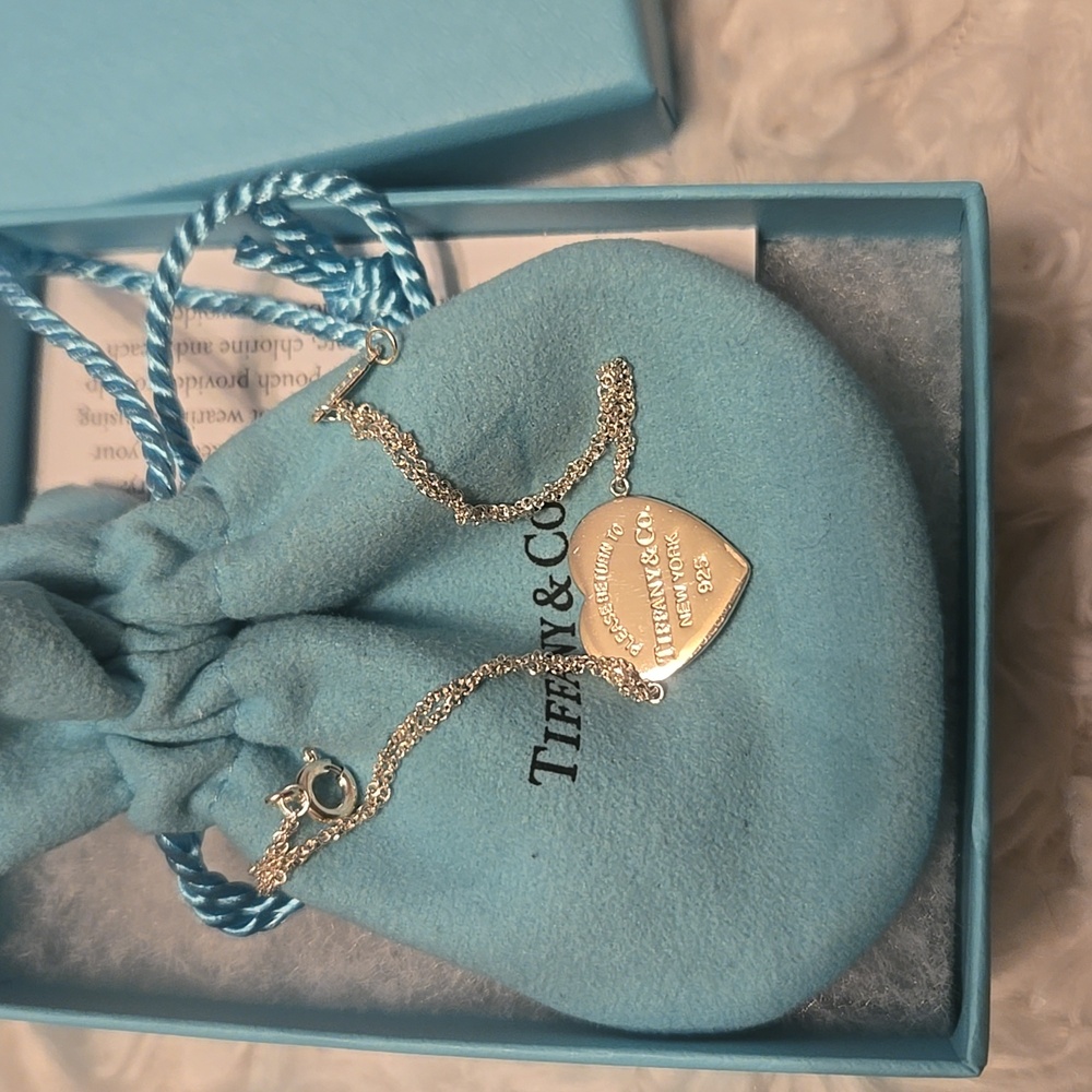 Tiffany & Co. Silver Heart Bracelet AUTHENTIC Price Is Firm